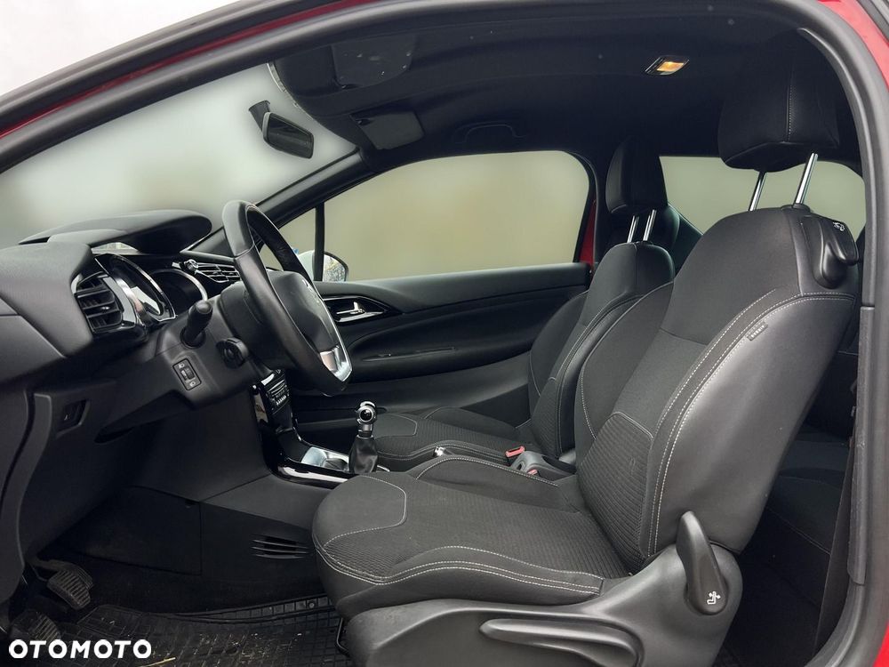 Citroën DS3 1.6 VTi SoChic - 16