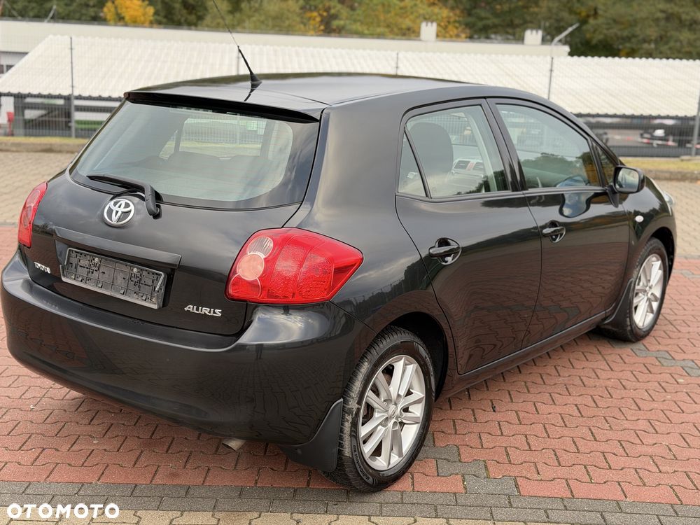 Toyota Auris - 7