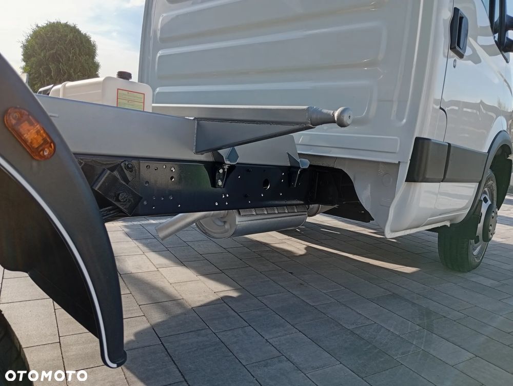 Iveco Daily - 16