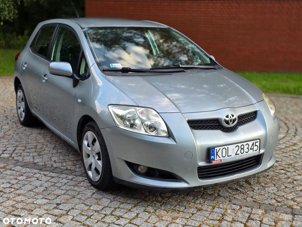 Toyota Auris 2.0 D-4D - 3
