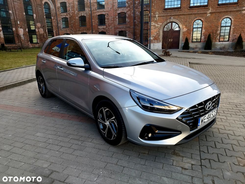 Hyundai i30 1.6 D Comfort DCT - 3