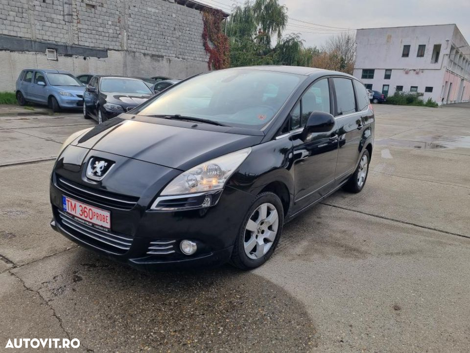 Peugeot 5008 HDI FAP 110 Allure - 2