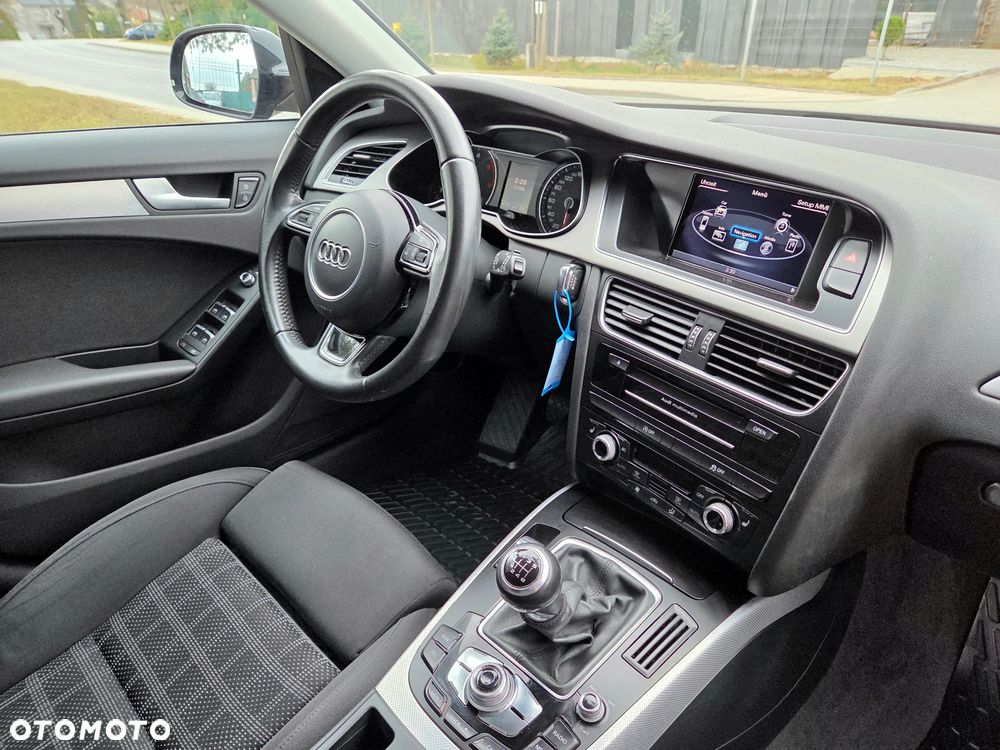 Audi A4 Avant 2.0 TDI DPF Ambiente - 18