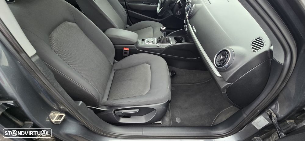 Audi A3 Sportback - 19