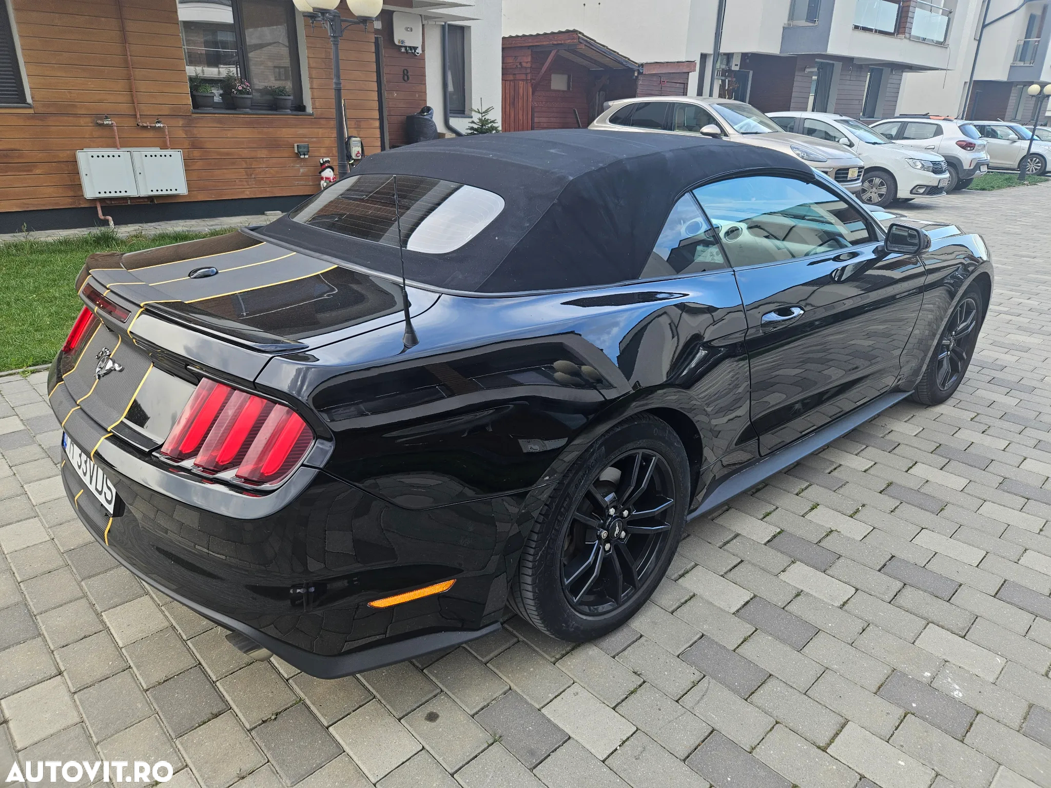 Ford Mustang Cabrio 2.3 Eco Boost - 3