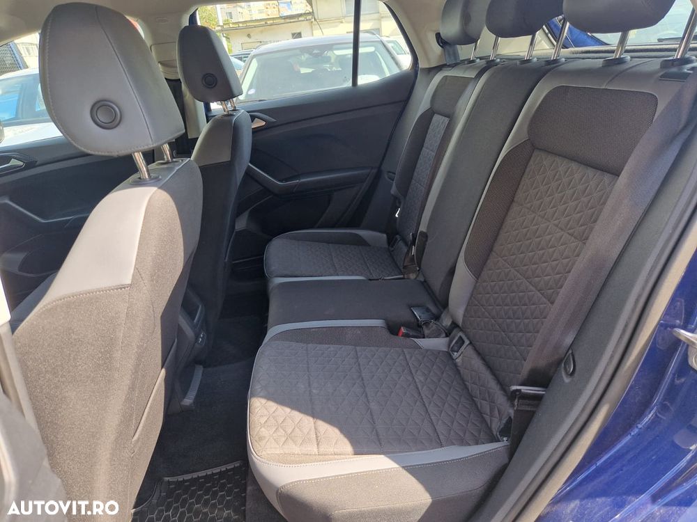 Volkswagen T-Cross - 22