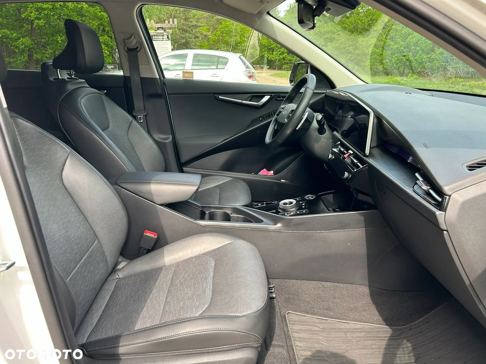 Kia Niro 1.6 GDI Hybrid Business Line - 10
