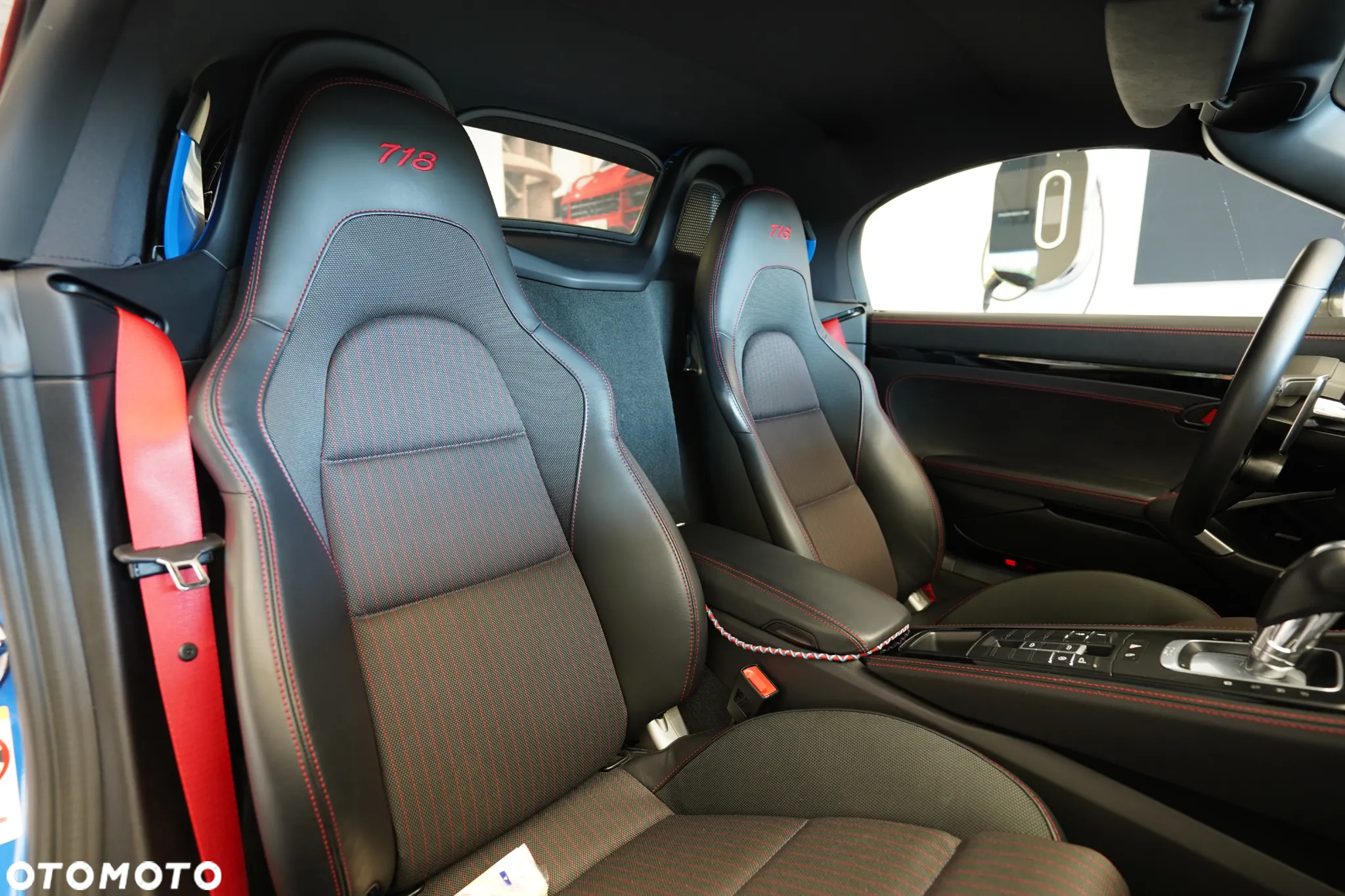 Porsche 718 Boxster GPF T PDK - 16