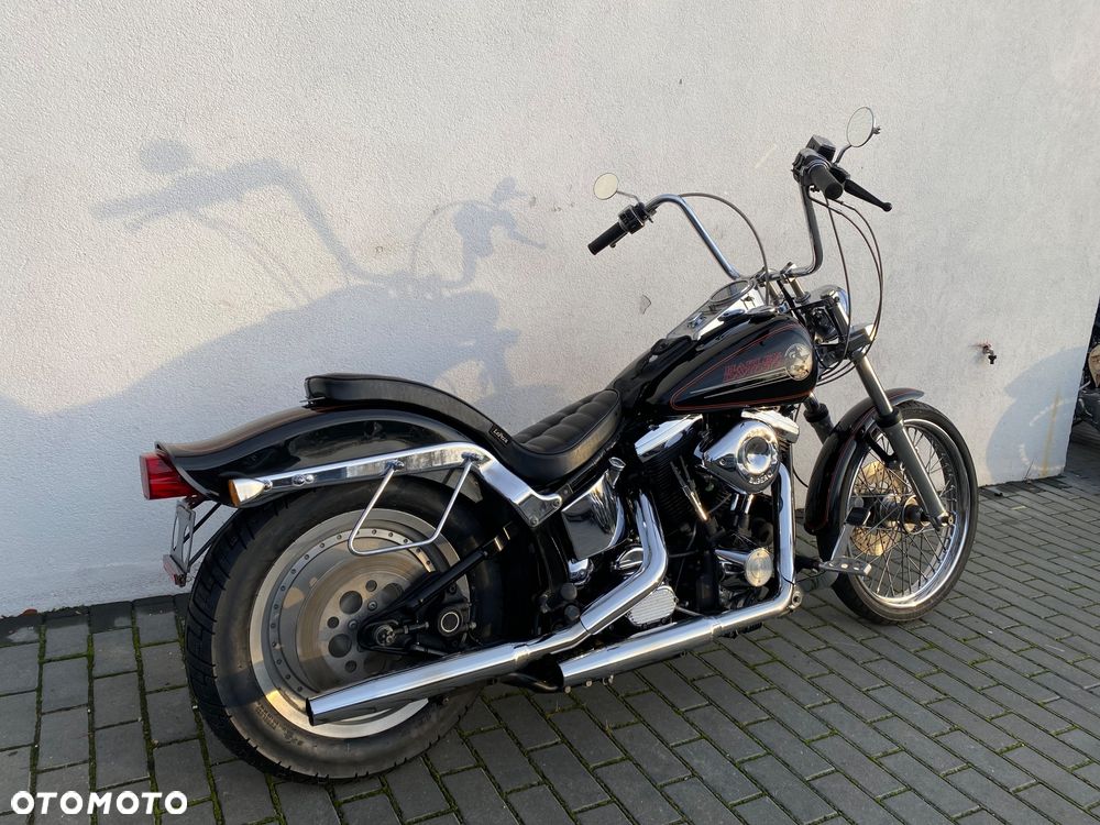 Harley-Davidson Softail Custom - 14