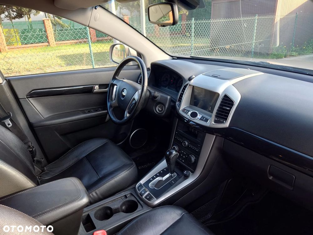 Chevrolet Captiva 2.2 D LTZ - 7