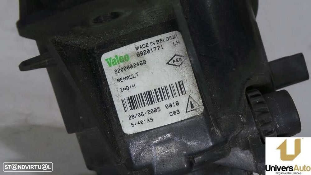FAROL NEVOEIRO ESQUERDO RENAULT ESPACE IV 2005 -8200002469 - 1