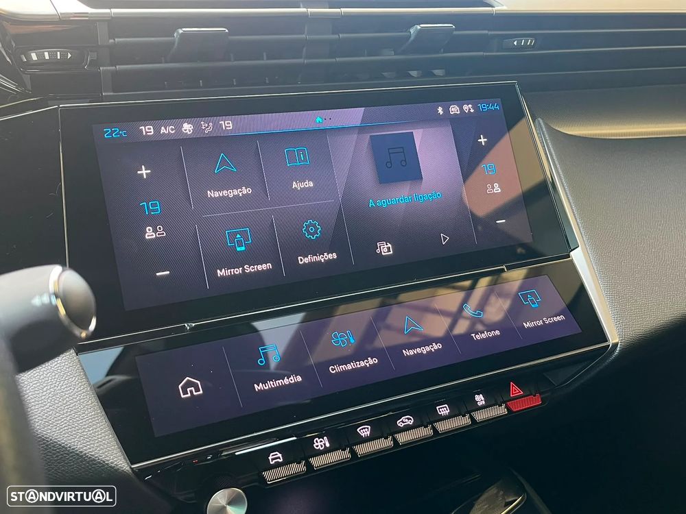 Peugeot 408 1.6 Hybrid GT e-EAT8 - 30