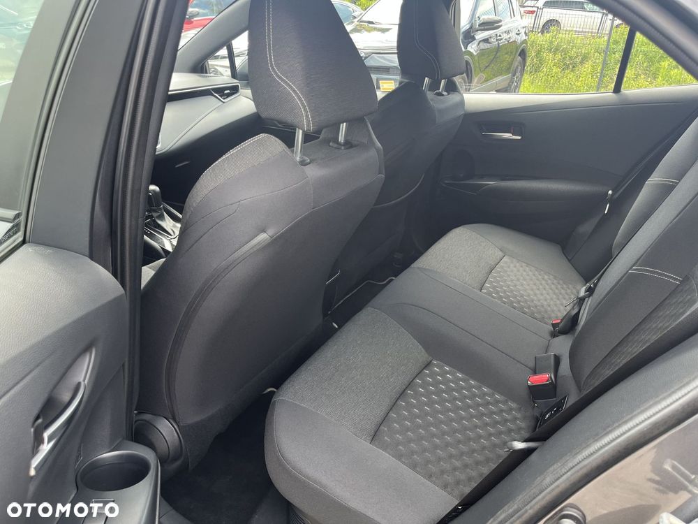 Toyota Corolla - 11