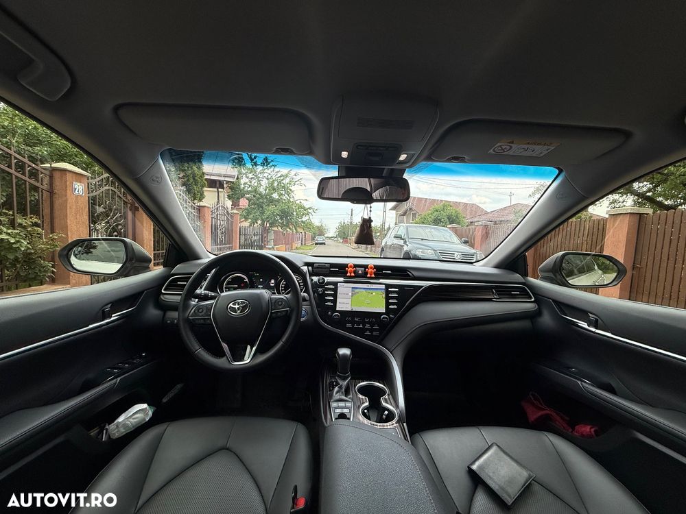 Toyota Camry 2.5 Hybrid Exclusive - 11