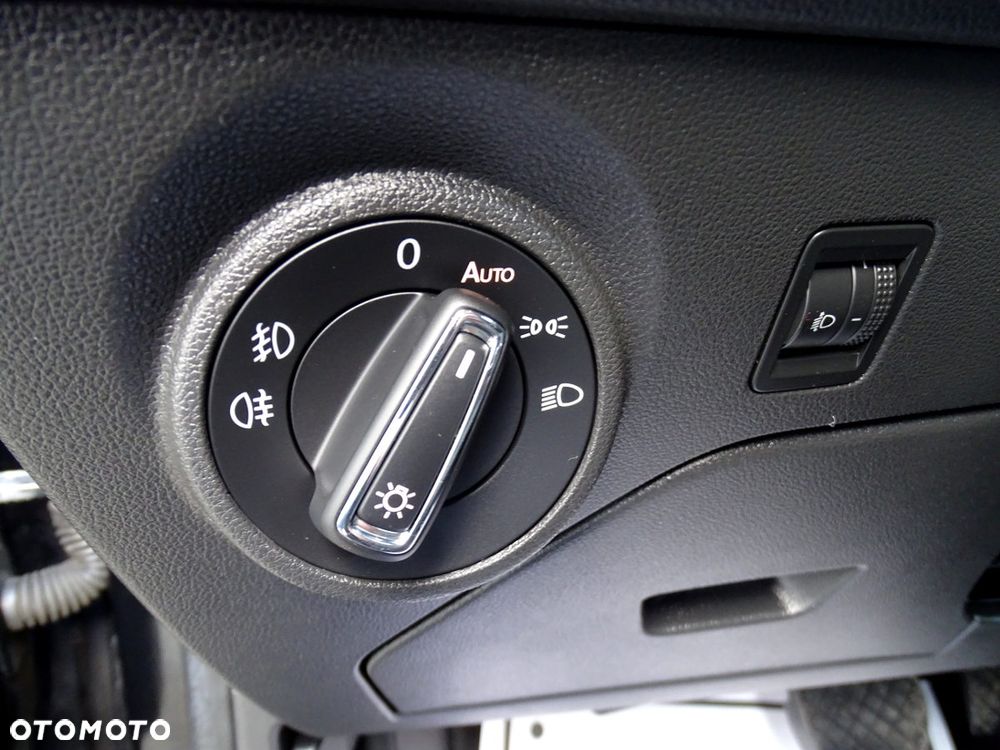 Seat Leon 2.0 TDI DPF Start&Stop DSG Style - 10