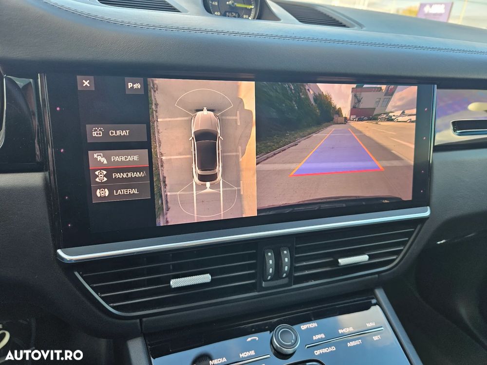 Porsche Cayenne Coupe E-Hybrid Tiptronic S Platinum Edition - 27