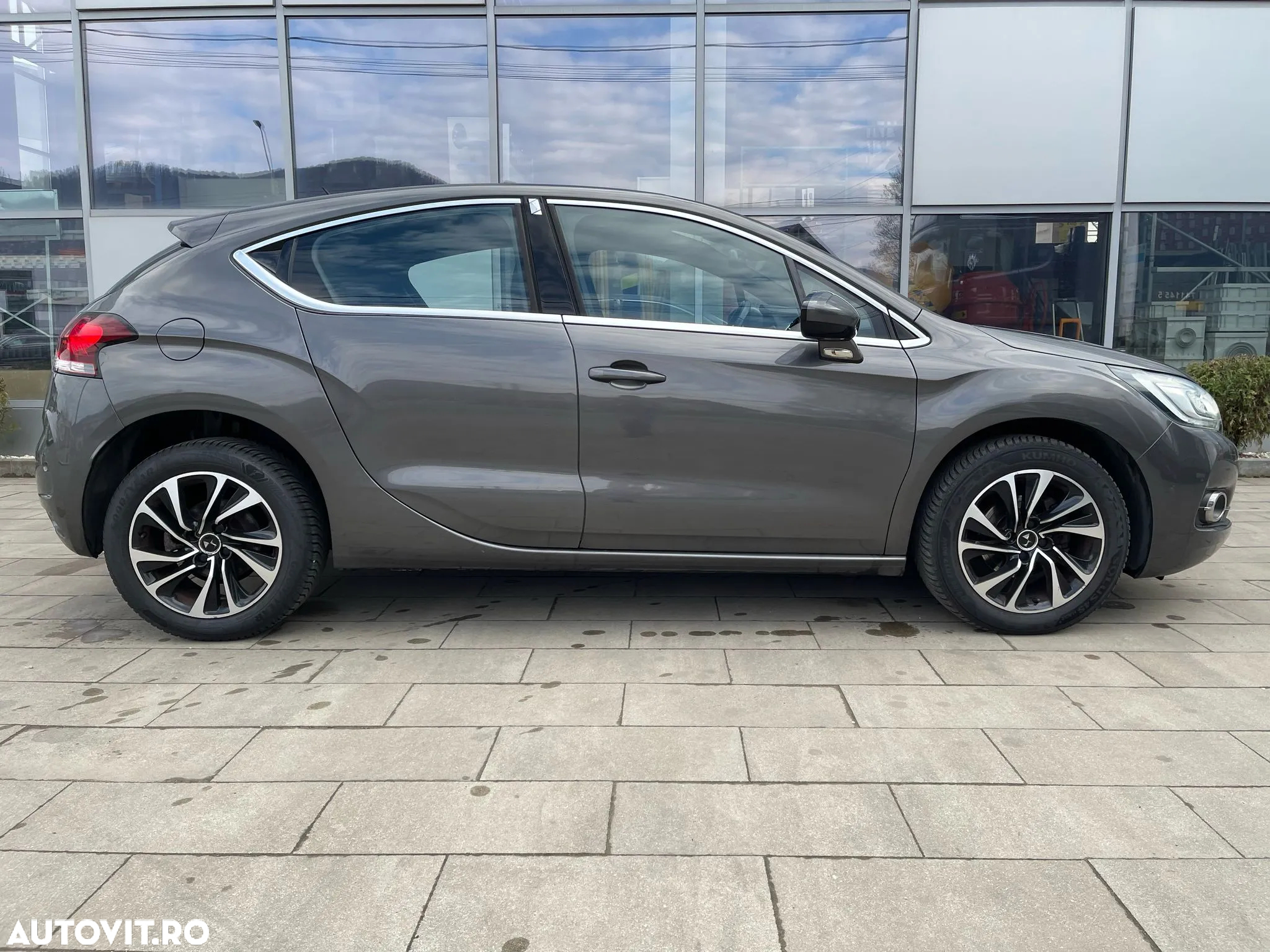 DS Automobiles DS 4 DS4 BlueHDi S&S BVM6 So Chic - 18