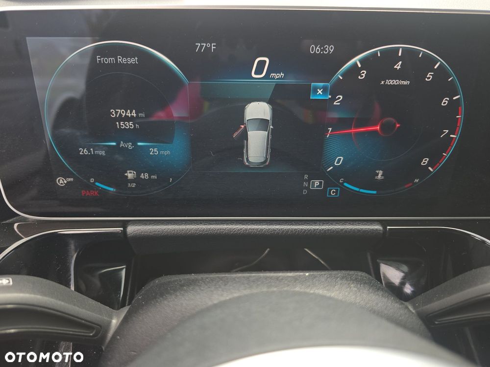 Mercedes-Benz GLA - 17