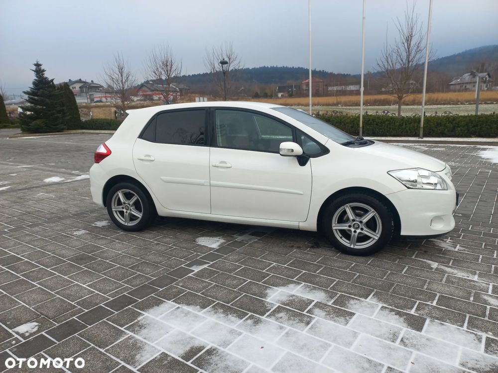 Toyota Auris 1.6 Life+ - 17
