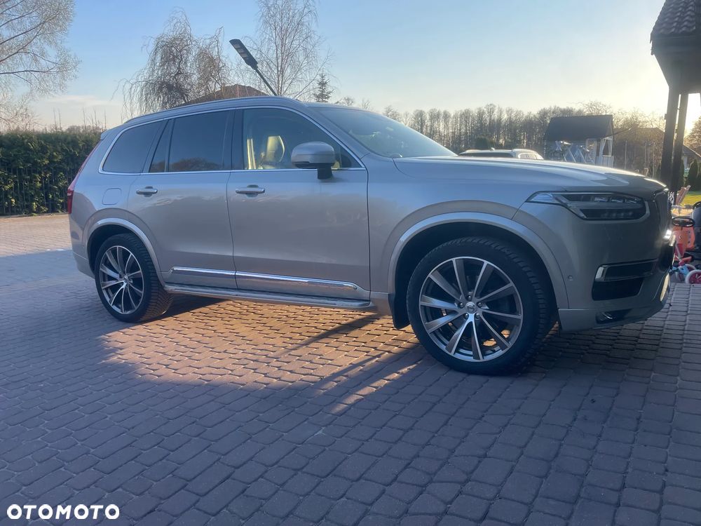 Volvo XC 90 D5 AWD Inscription 7os - 24