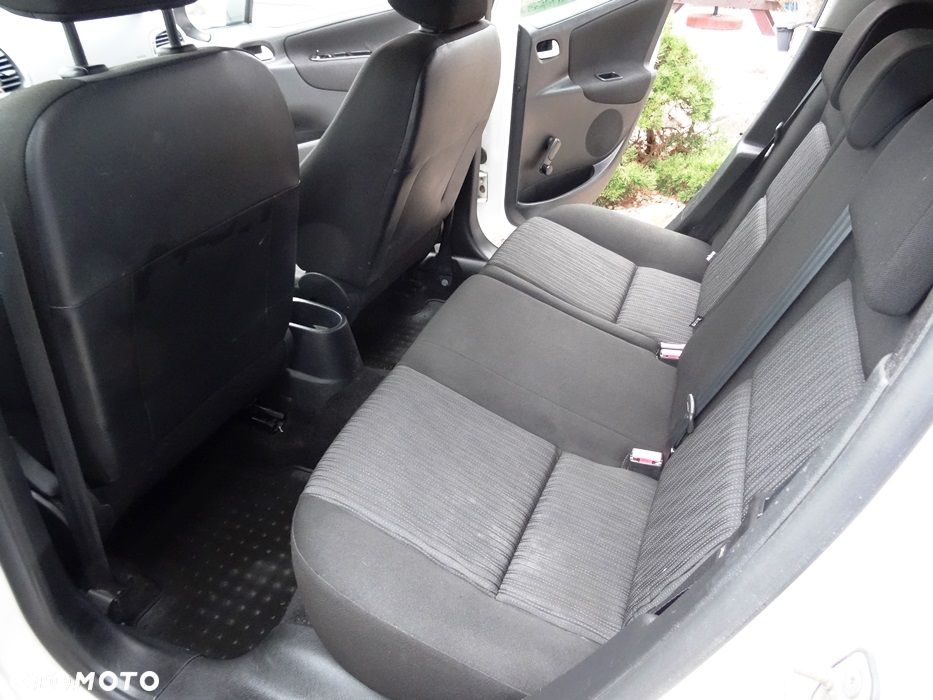 Peugeot 207 1.4 HDi Active - 16