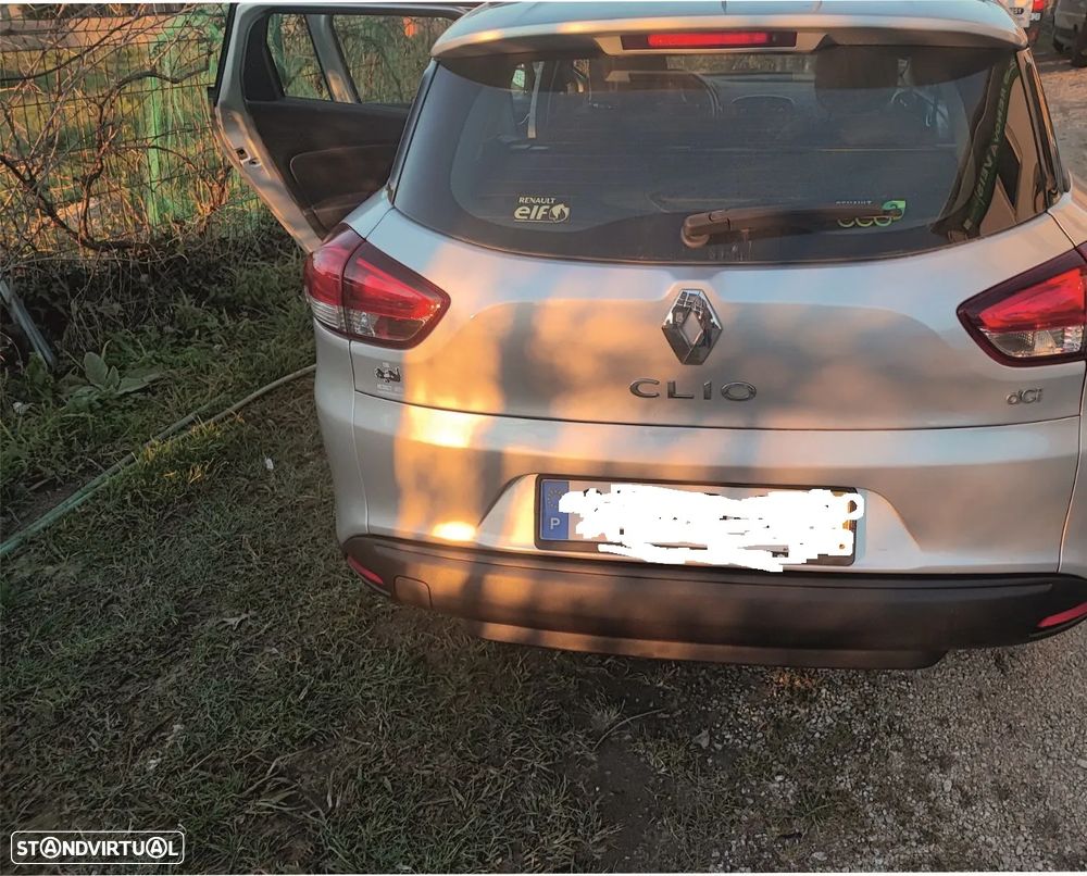 Renault Clio Sport Tourer 1.5 dCi - 9