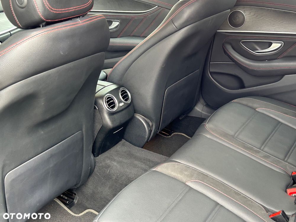Mercedes-Benz Klasa E AMG 53 4Matic+ T AMG Speedshift TCT-9G - 20