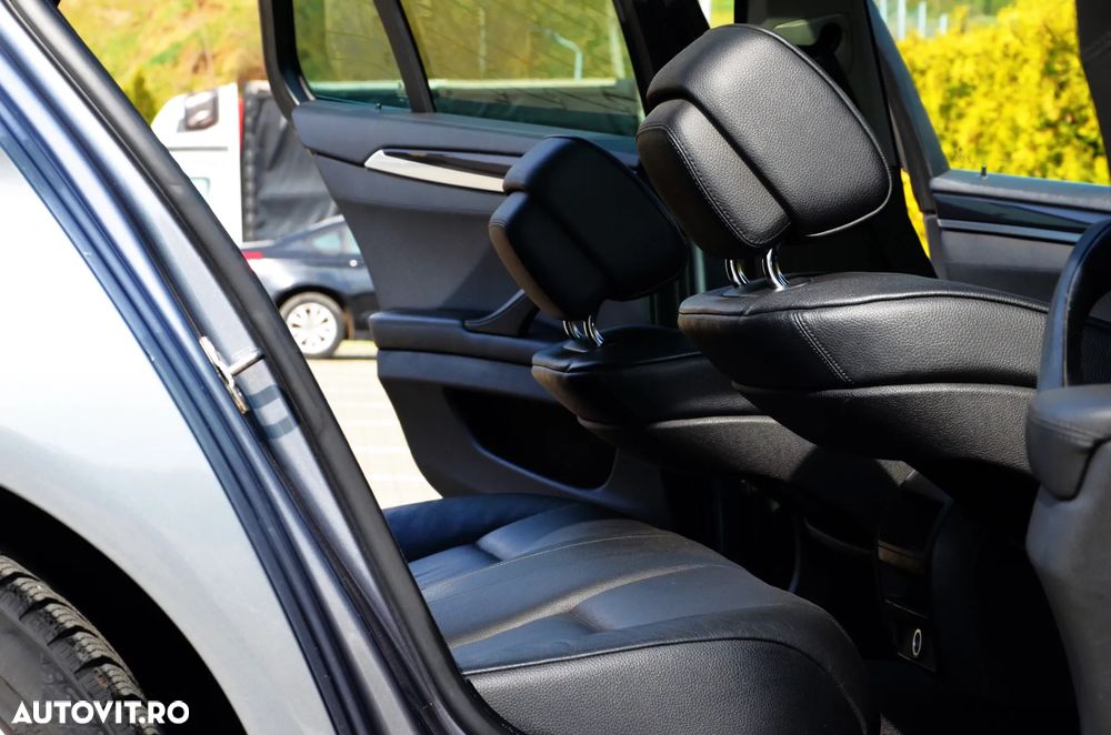 BMW Seria 5 520d Aut. Luxury Line - 14