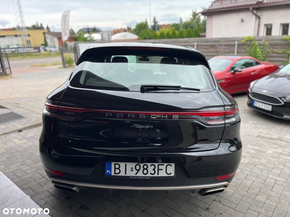 Porsche Macan - 4