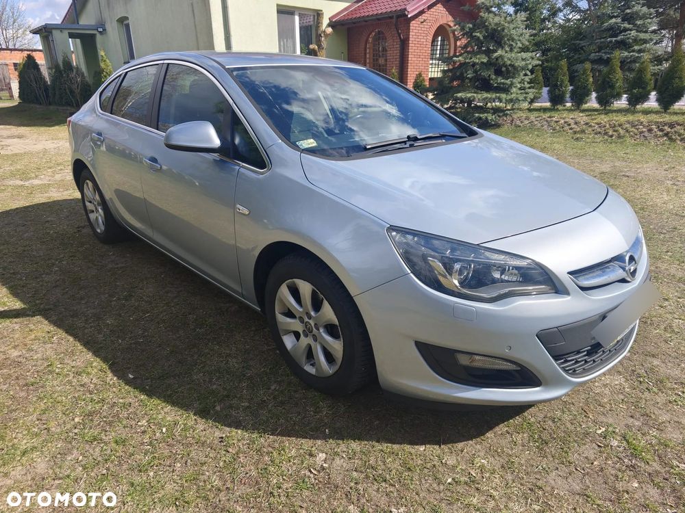 Opel Astra 1.4 T Active EU6 - 1
