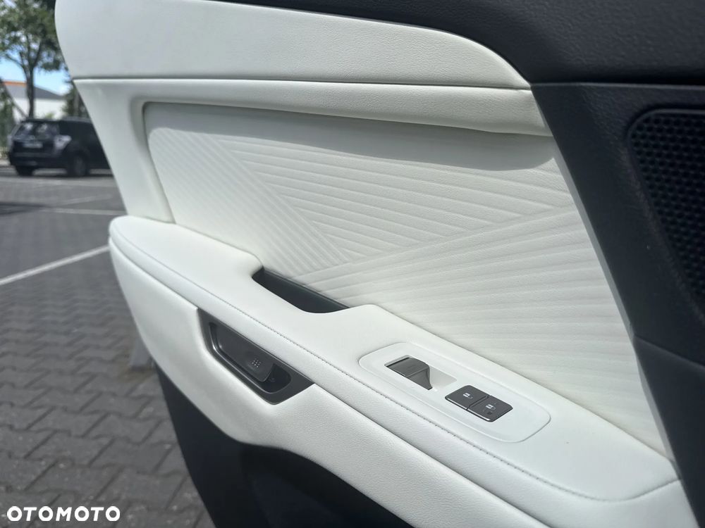Lexus ES - 13