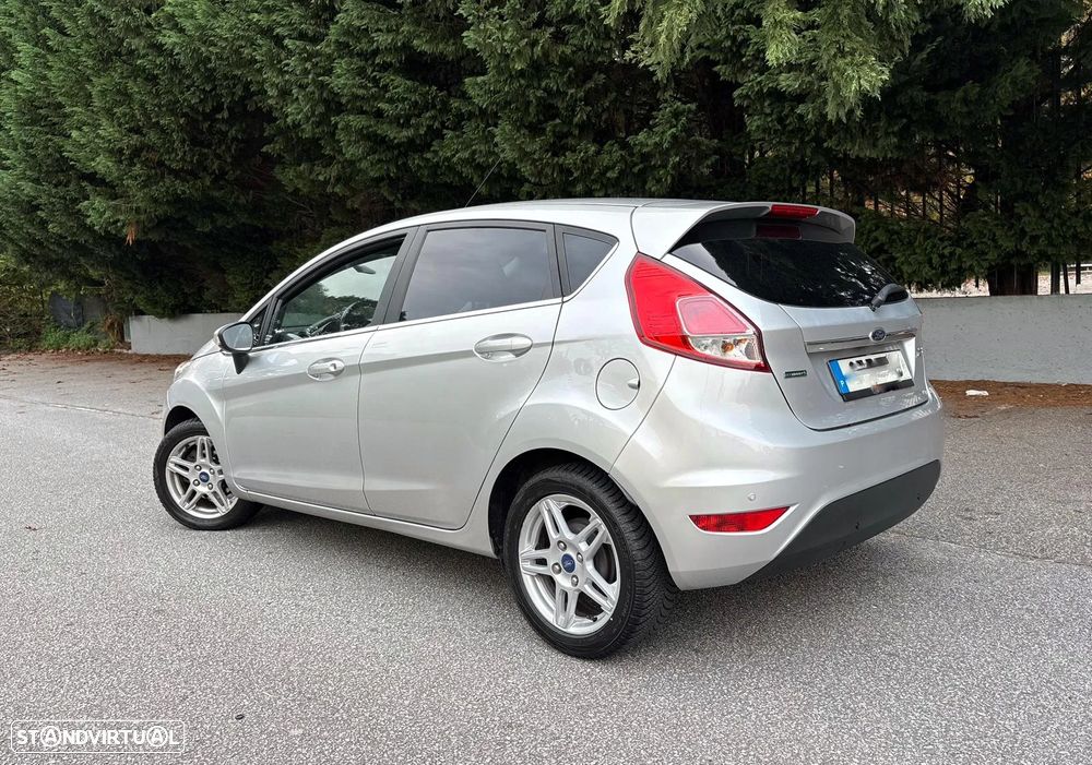 Ford Fiesta 1.0 T EcoBoost Titanium - 2