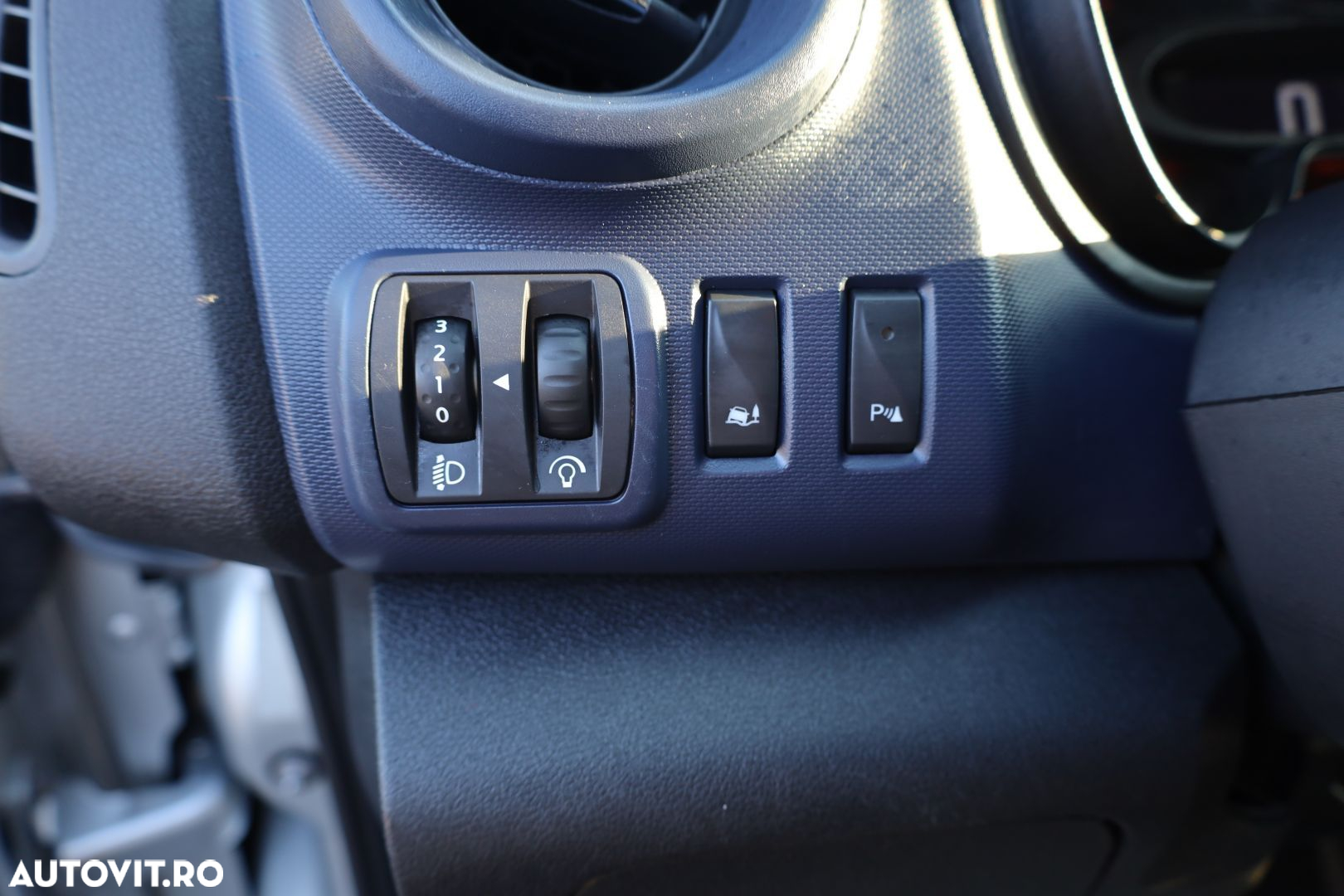 Opel Vivaro - 19