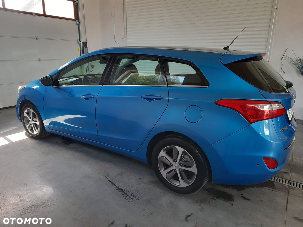 Hyundai i30 1.4 CRDi Premium - 14