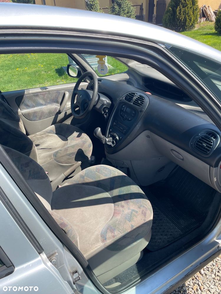 Citroën Xsara Picasso - 5