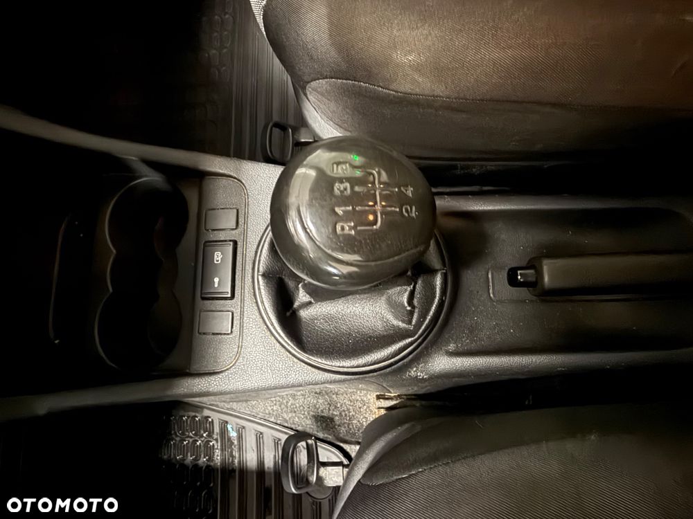 Skoda Fabia 1.6 TDI DPF FAMILY - 15