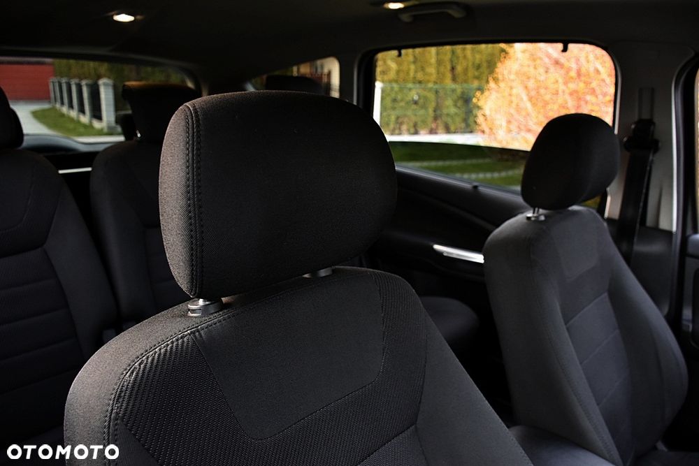 Ford S-Max 2.0 TDCi DPF Business Edition - 35