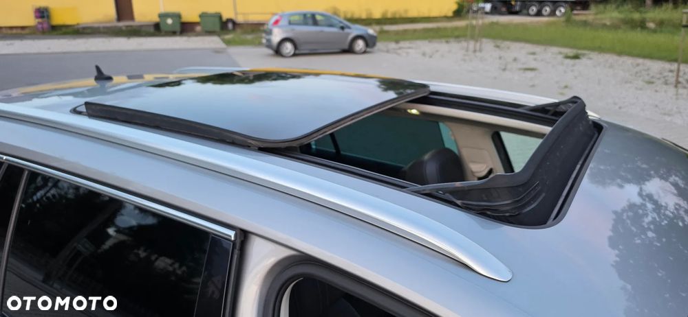 Volkswagen Passat - 25