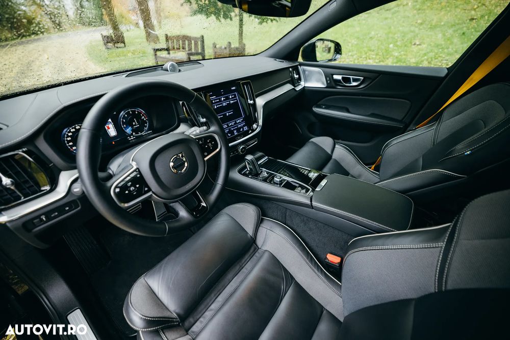 Volvo V60 T8 AWD Geartronic Polestar Engineered - 11