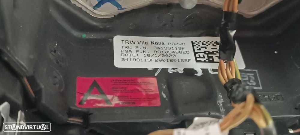 VOLANTE PEUGEOT 5008 ALLURE - 8