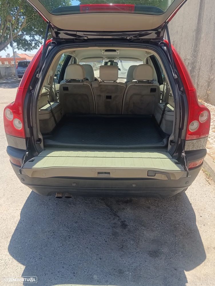 Volvo XC 90 2.4 D5 7L Nivel 2 Auto. - 3