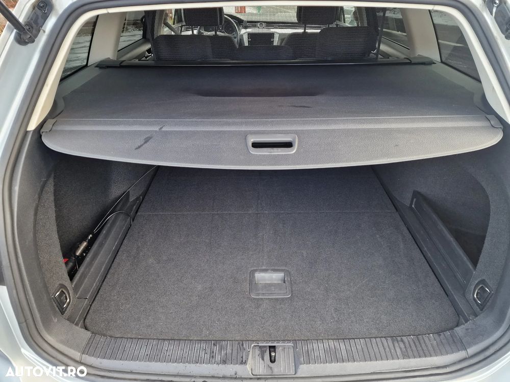 Volkswagen Passat Variant 2.0 TDI DSG Comfortline - 7