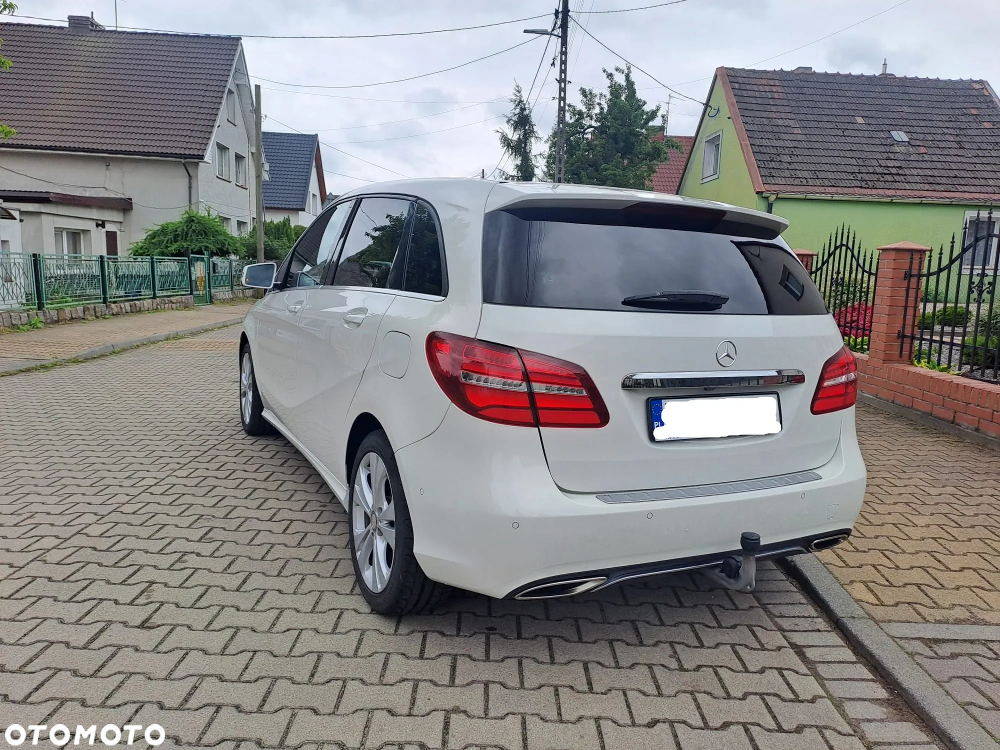 Mercedes-Benz Klasa B 180 7G-DCT - 7