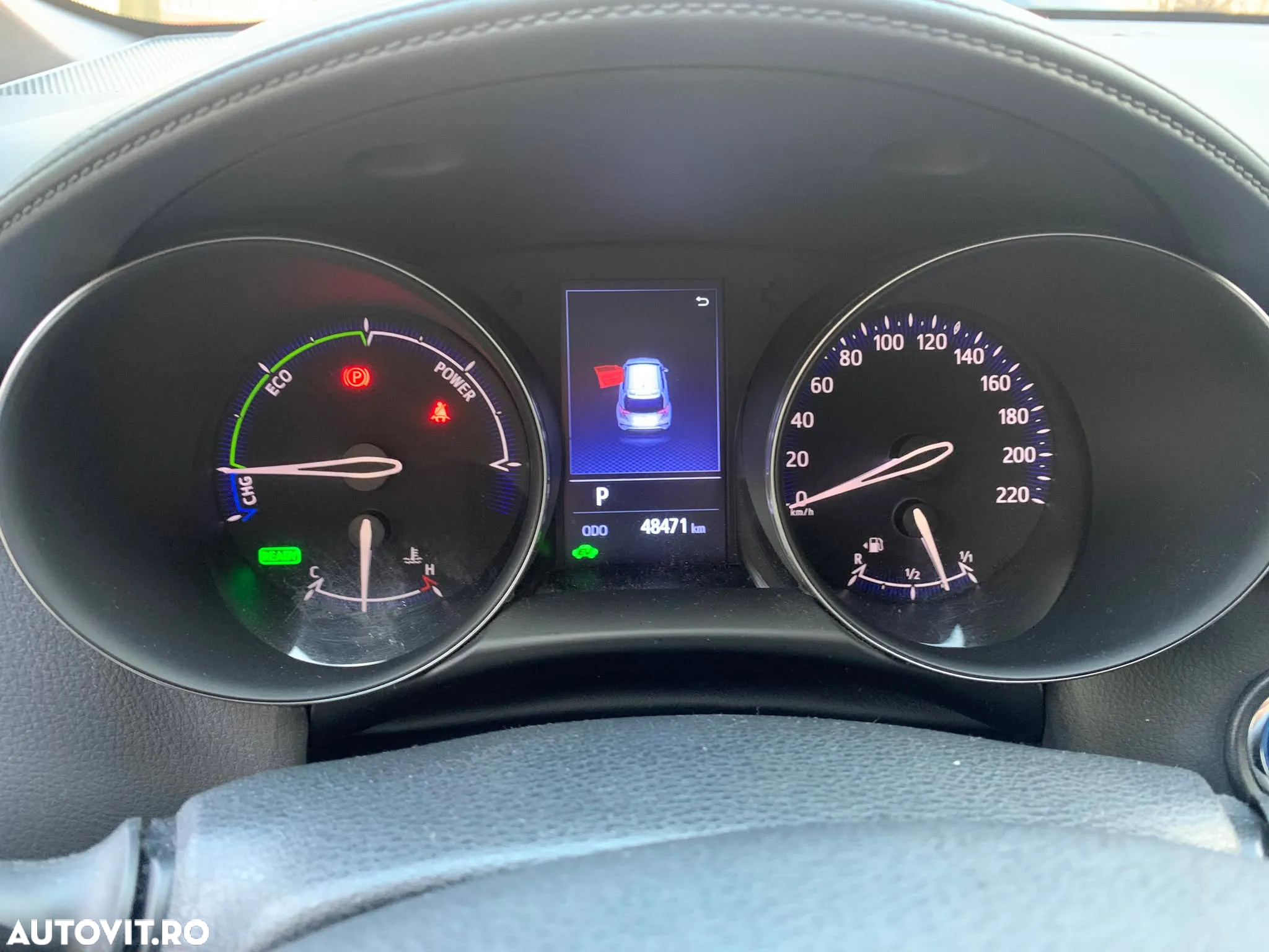 Toyota C-HR 1.8 Hybrid Team Deutschland - 8