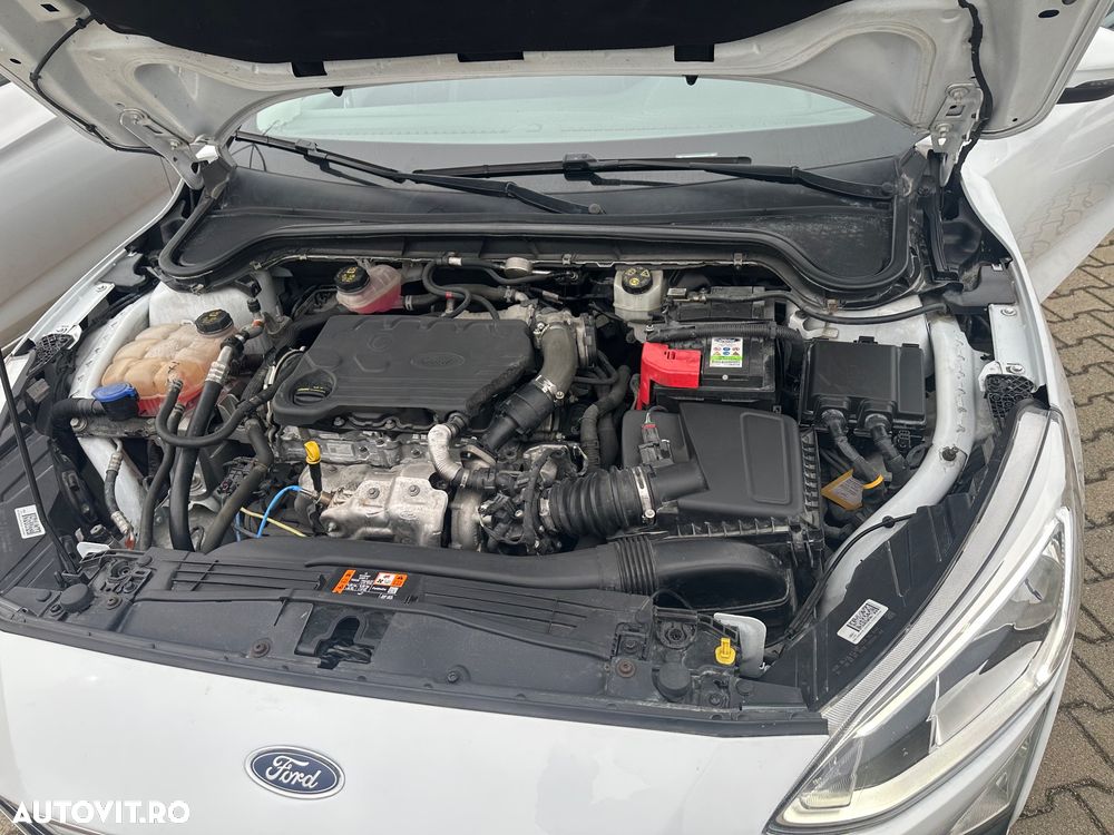Ford Focus 1.5 EcoBlue Start-Stopp-System COOL&CONNECT - 17