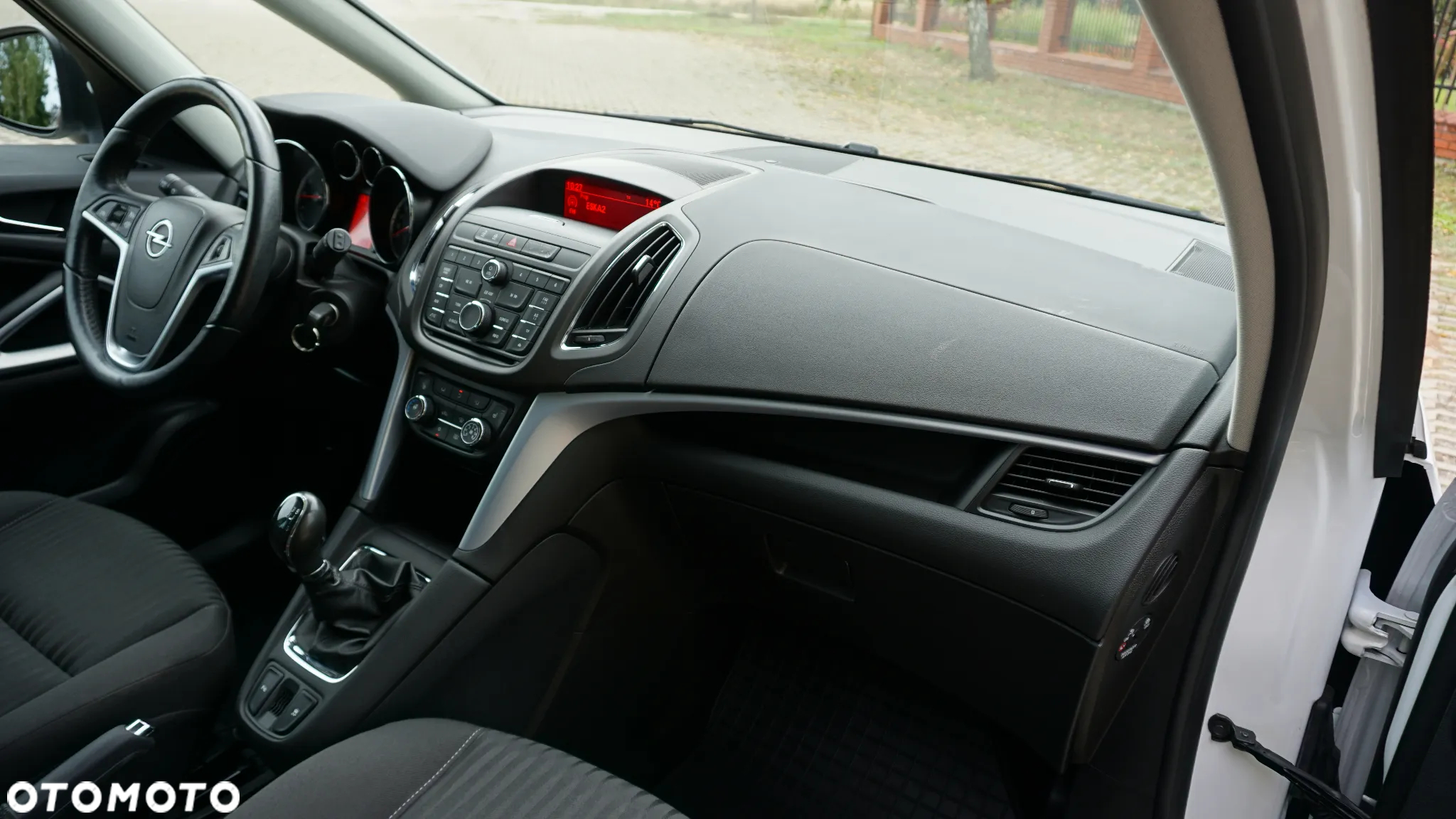 Opel Zafira Tourer 1.4 Turbo Edition - 19
