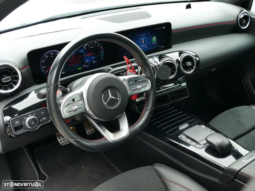 Mercedes-Benz A 250 e AMG Line - 26