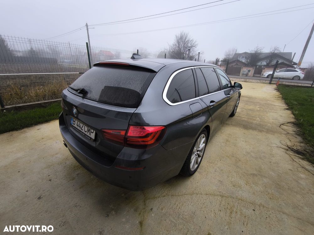 BMW Seria 5 520d AT - 12