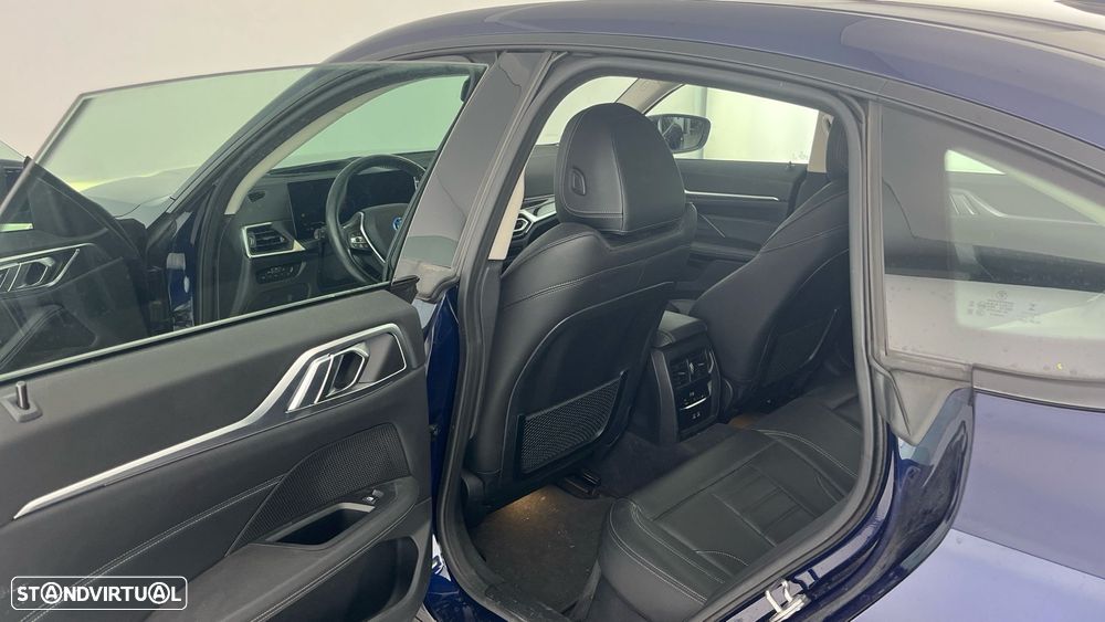 BMW i4 eDrive40 - 8