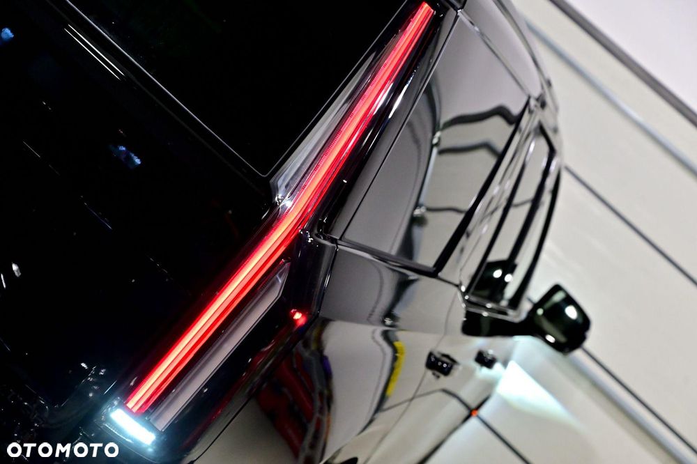 Cadillac Escalade - 15